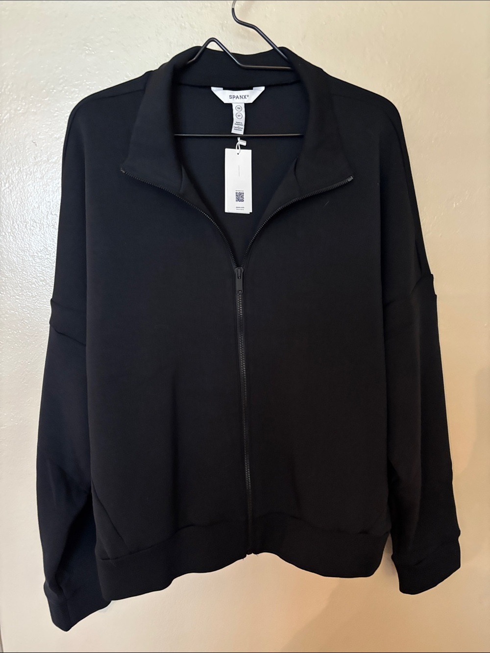 SPANX Black Full-Zip air essential jacket